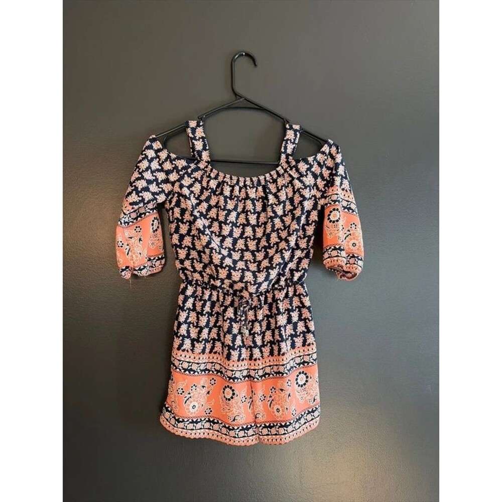 Size M. Girls. Sun hearts dress.